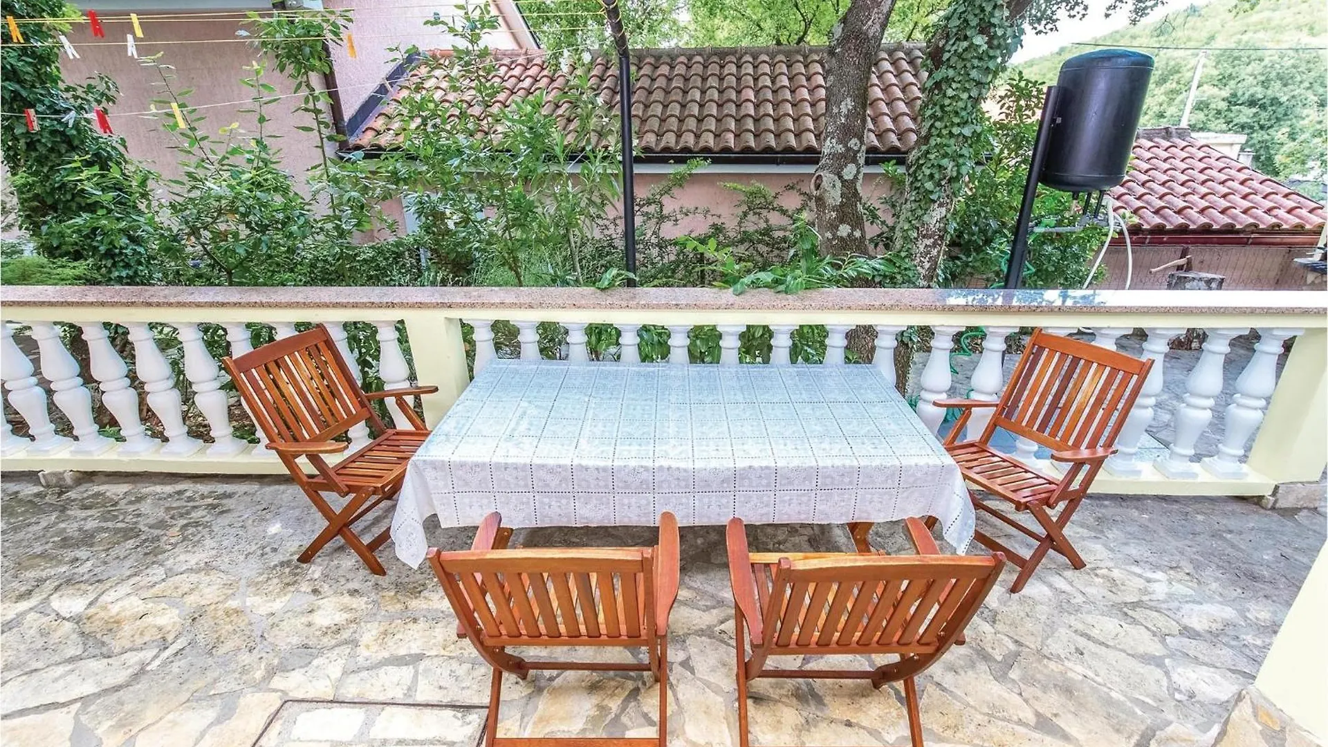 Beautiful Apartment In Povile With Wifi